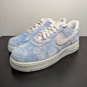 NEW Nike Air Force 1 07 SE Clouds Celestine Blue/White FD0883-400 Size 8.5